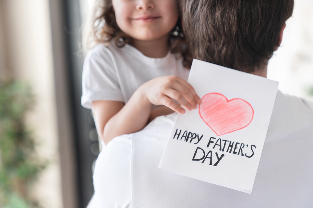 Gift Guide: Meaningful Gifts for Dad that Delight