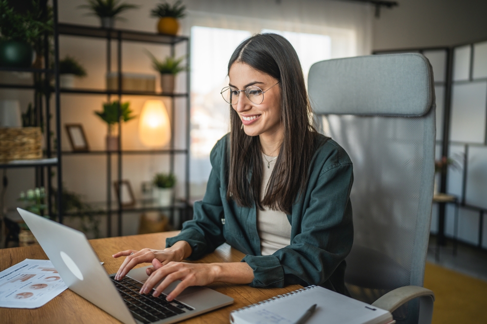 Best Budget Tech for the Work-From-Home Latina